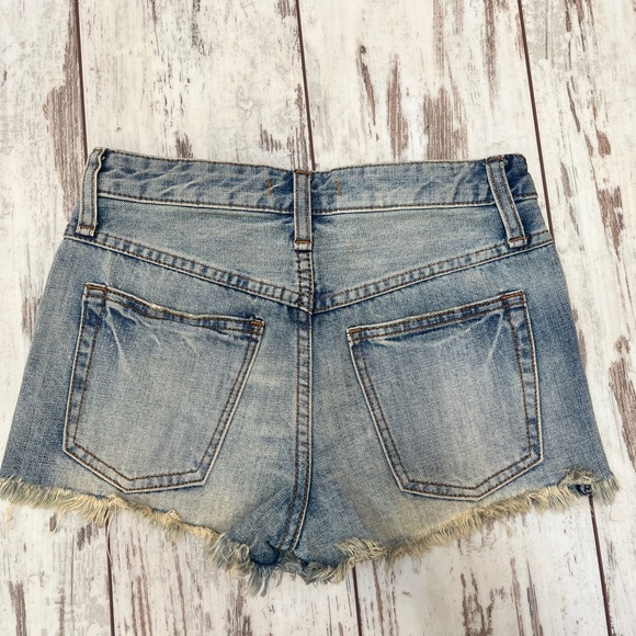 Free People High Waisted Denim Shorts Light Wash Distressed Size 24 NWOT - Picture 5 of 16